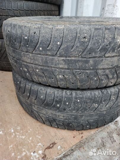 Bridgestone Ice Cruiser 7000 195/65 R15