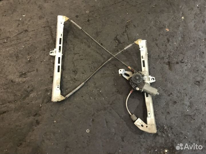 Стеклоподъемник передний левый Peugeot 206