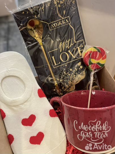 Подарочные боксы в наличии и на заказ