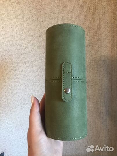 Профессиональные кисти для макияжа в тубусе 10 шт