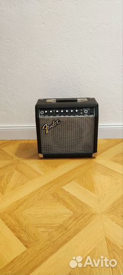 Комбоусилитель гитарный Fender frontman 15r