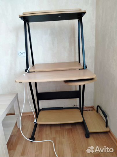 Компьютерный стол