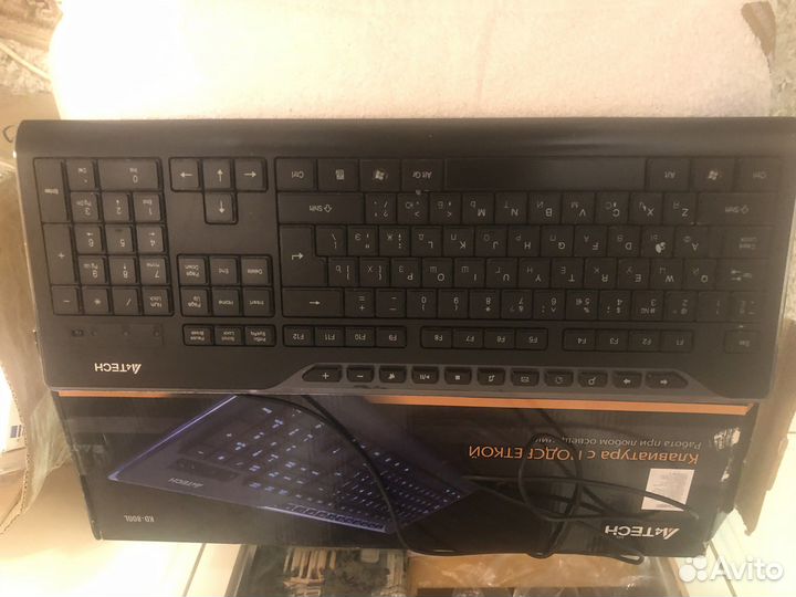 Игровая клавиатура с подсветкой