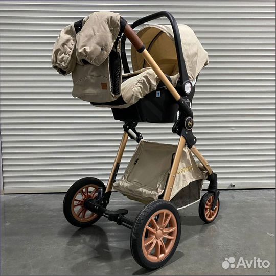 Коляска Luxmom V9