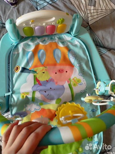 Развивающий коврик с пианино