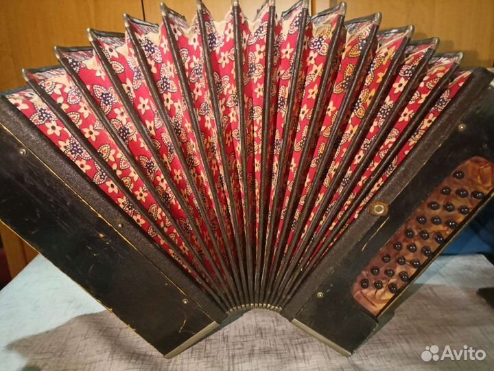 Гармонь вологодская