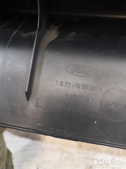 Обшивка багажника Форд Мондео 3