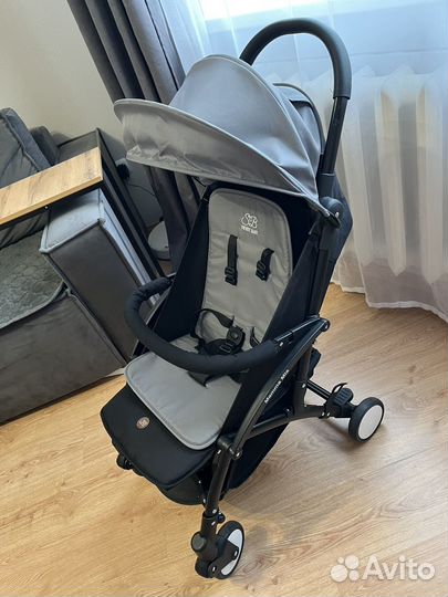 Коляска прогулочная