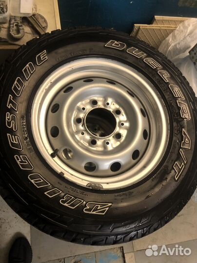 Комплект колёс для Нивы Bridgestone 215 75 15