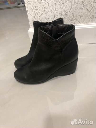Ботинки женские демисезонные 38