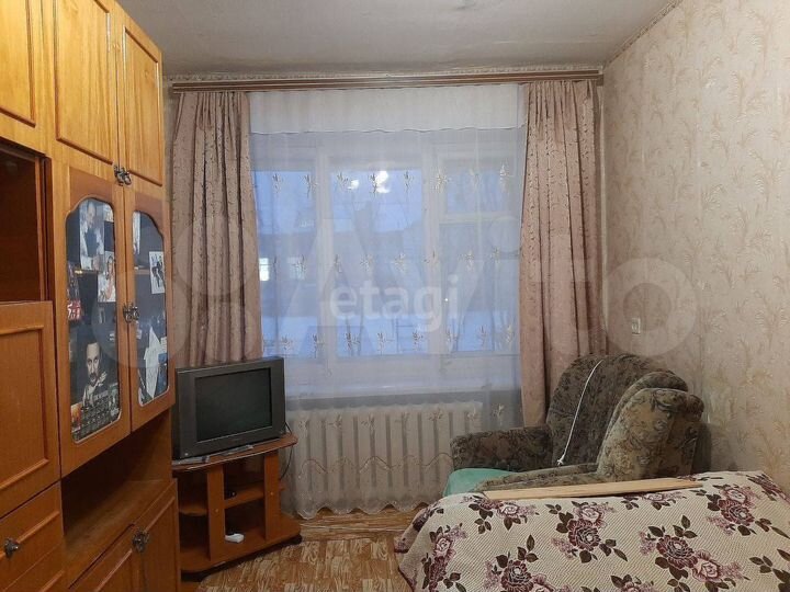 Комната 16 м² в 1-к., 1/3 эт.