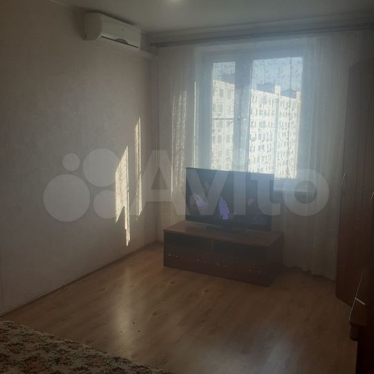 Комната 15 м² в 2-к., 10/12 эт.