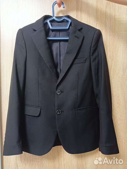 Школьный костюм