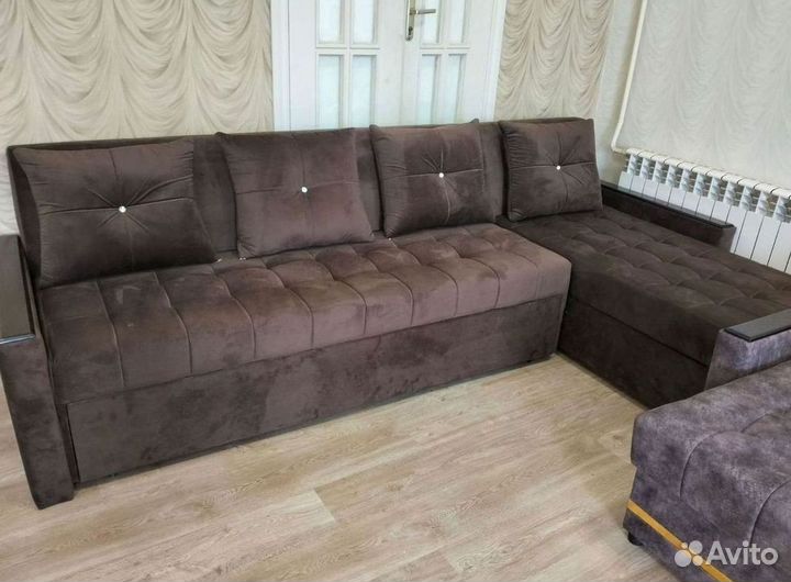 Диван угловой на заказ не б/у