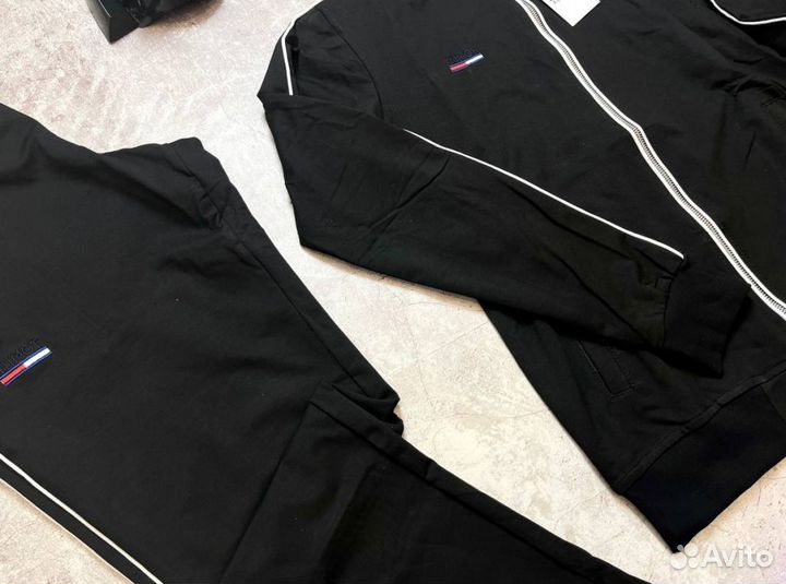 Спортивные костюмы tommy hilfiger модные