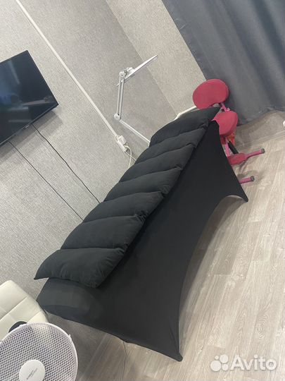 Кушетка,лампа,стул,матрас,чехол
