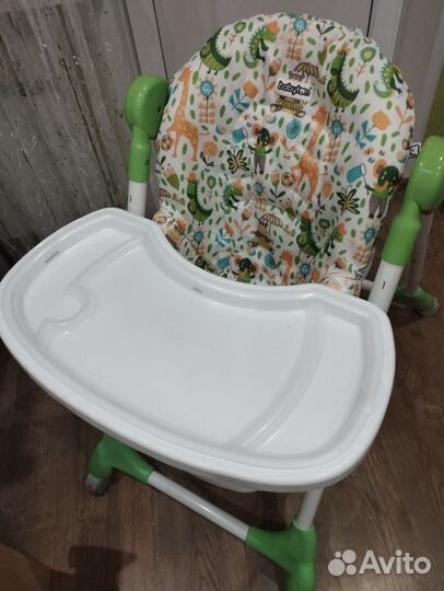 Стульчик для кормления babyton