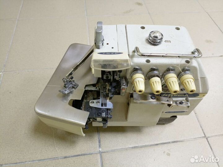 Оверлоки промышленные typical