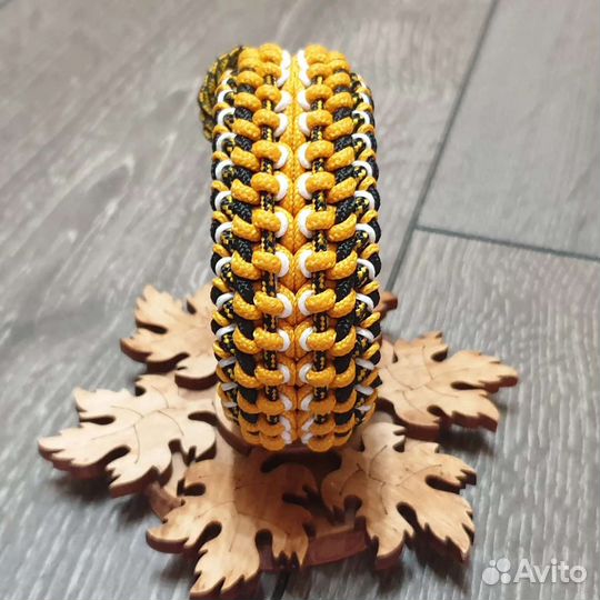 Браслет из паракорда 