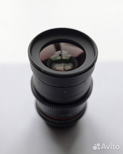 Объектив Samyang 35 mm T1.5 cine (Full frame)