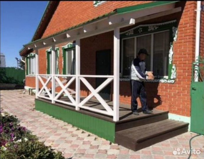 Бригада строителей