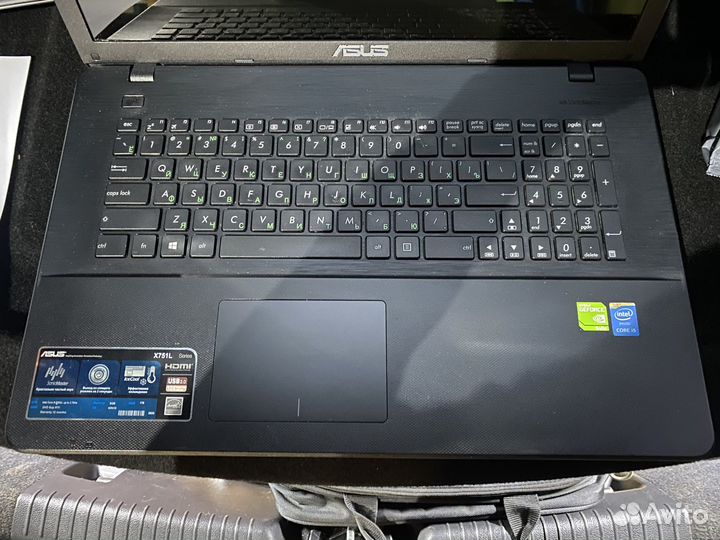 Asus X751L