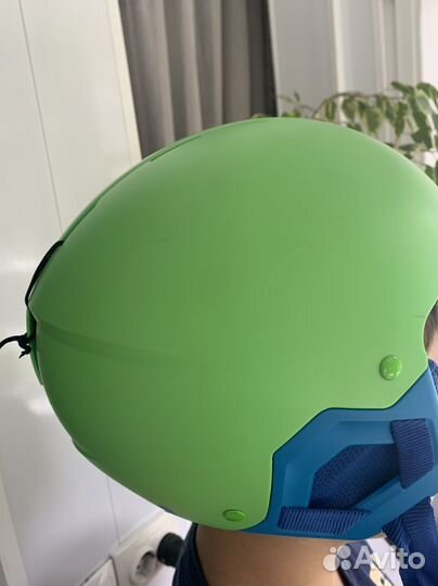 Горнолыжный шлем