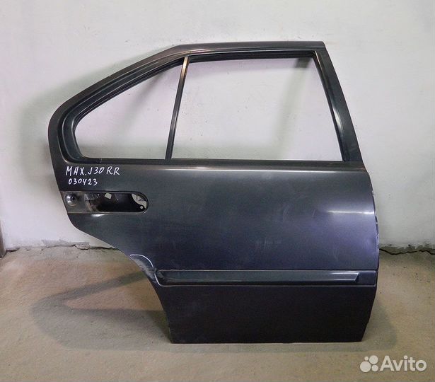 Дверь задняя правая Nissan Maxima J30 (дефект)