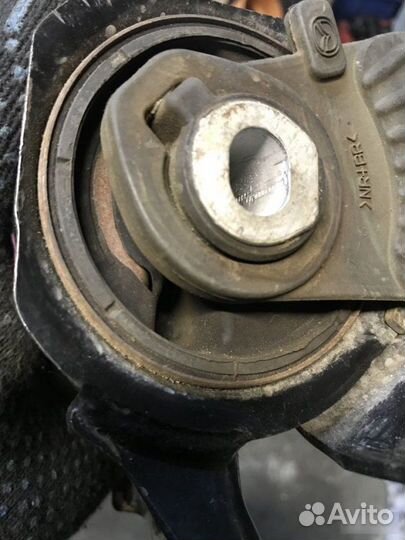 Опора двигателя левая Mazda 6 GH