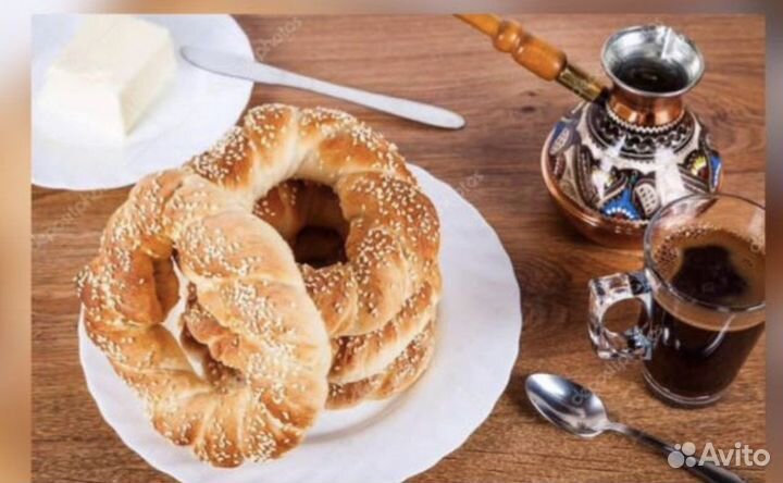 Пекарь на булочки
