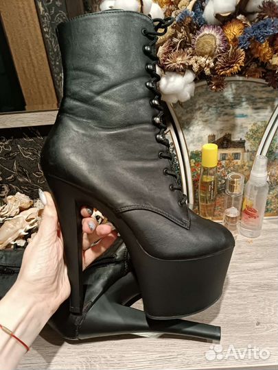 Стрипы Pleaser Ботильоны