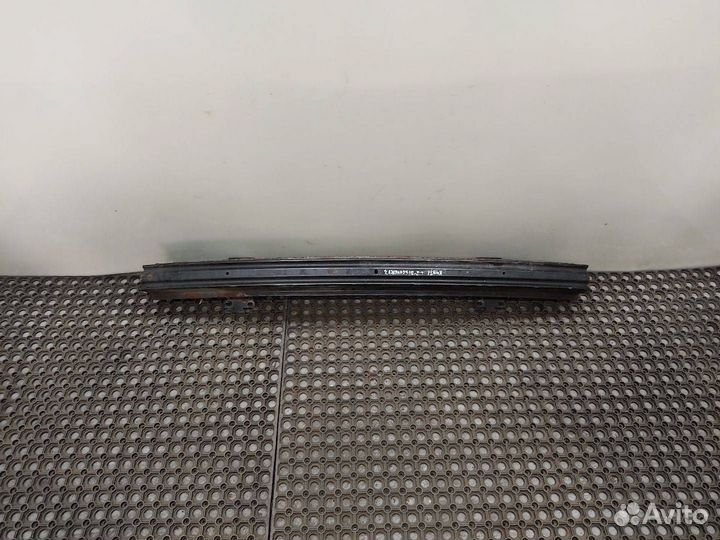 Усилитель переднего бампера Land Rover Discovery 3