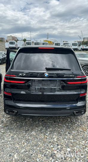 BMW X7 3.0 AT, 2024, 10 км