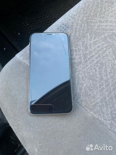 Мобильные телефоны бу iPhone 10