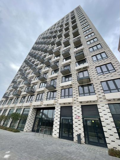 2-к. квартира, 56 м², 3/20 эт.