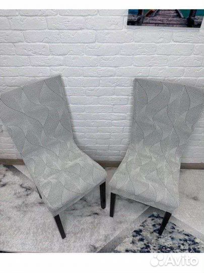 Чехлы на стулья 2шт новые