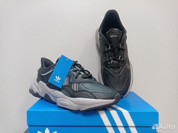 Кроссовки Adidas Ozweego Black/Hologram