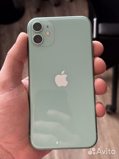 iPhone 11, 64 ГБ