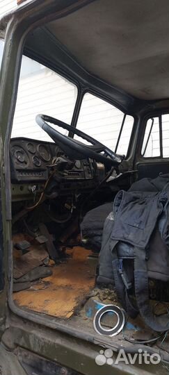 Бортовой грузовик Урал 4320 с КМУ Kato, 1986