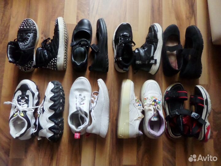 Кеды,кроссовки,туфли,37-38 рр,цена за 8 пар