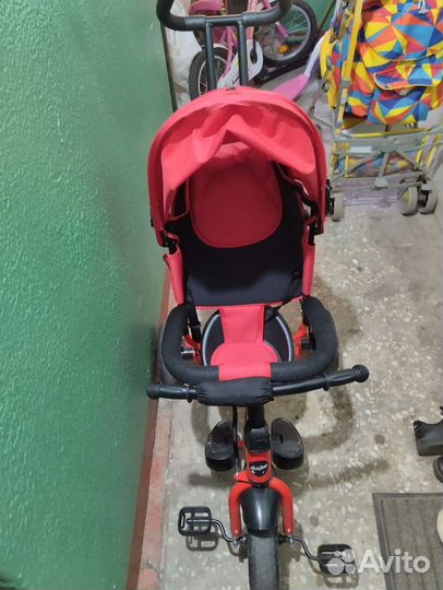 Трехколесный велосипед