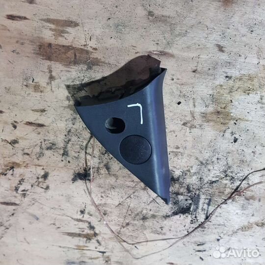 Уголок двери левый chevrolet viva