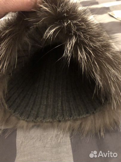 Женские меховые шапки