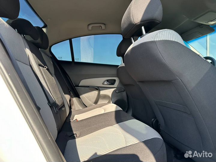 Chevrolet Cruze 1.6 МТ, 2011, 181 088 км