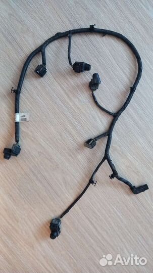 Бампер с парктрониками оригинал