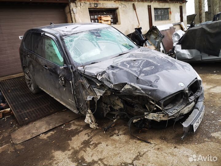 Разбор BMW X5 F15 50iX 4.4л N63 KR61 АКПП GA8HP70Z