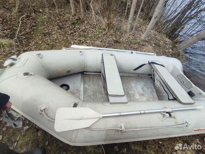 Лодка nissamaran 320