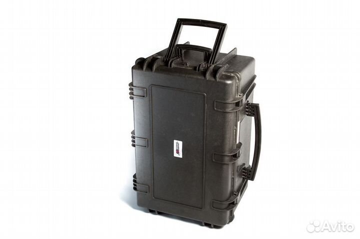 Кейс пластиковый объем 145.84Л С колесиками