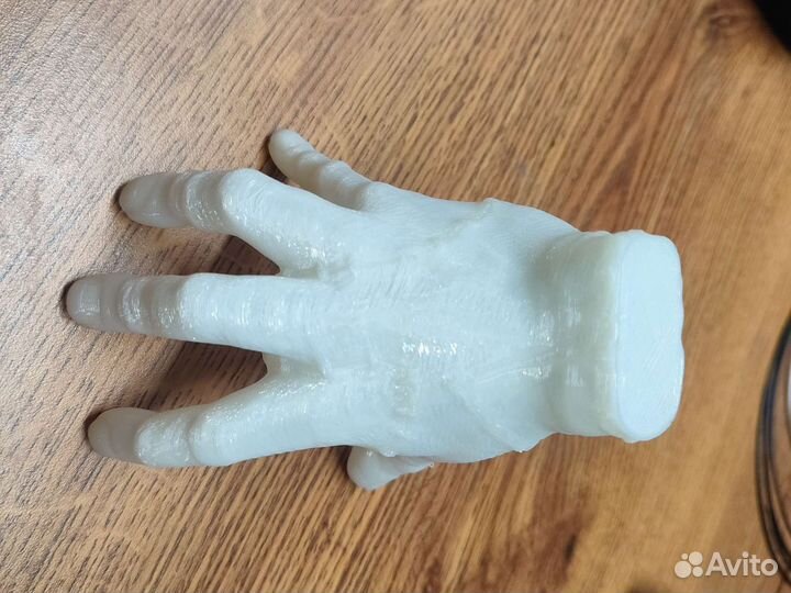 Рука Венсдей из фильма