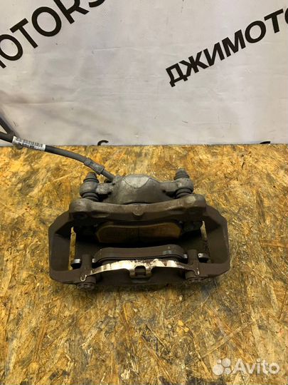 Суппорт передний правый audi A4 B8